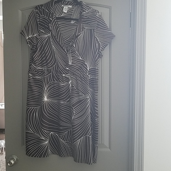 Brown and White Dress - Picture 1 of 5